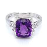 Anillo de amatista con circones en plata 925.