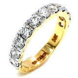 (LD) Banda con diamantes de laboratorio en oro amarillo 14k.