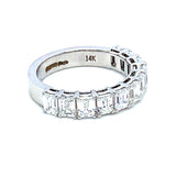 (LD) Banda con diamantes de laboratorio en oro blanco 14k. D-2.60Cts.