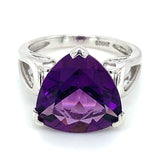 Anillo de cuarzo amatista en plata 925.