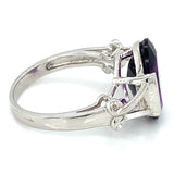 Anillo de cuarzo amatista en plata 925.