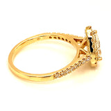 (LD) Anillo con diamantes de laboratorio en oro amarillo 14kt.