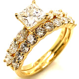 (LD) Set de anillos con diamantes de laboratorio en oro amarillo 14kt.