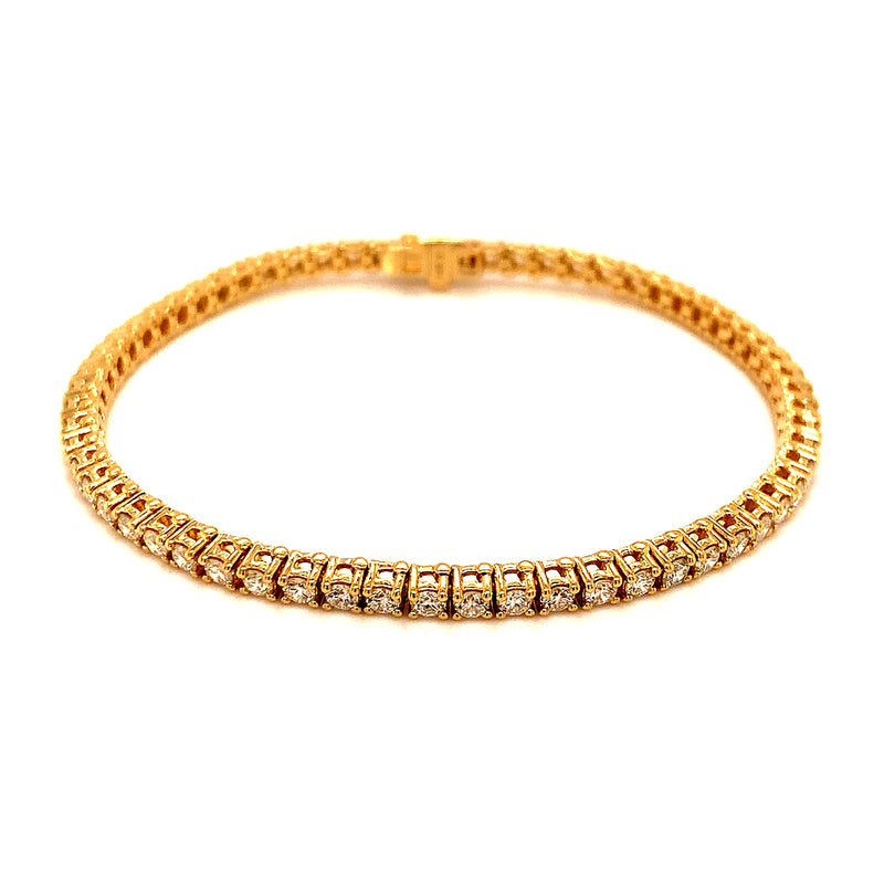 (LD) Pulsera con diamantes de laboratorio en oro amarillo 14kt.