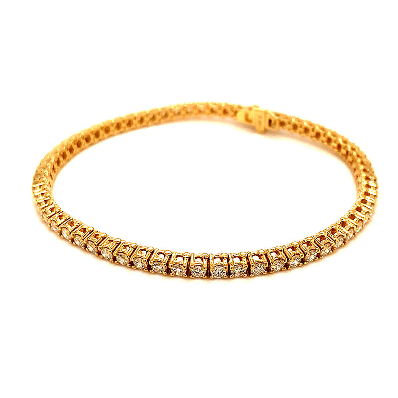 (LD) Pulsera con diamantes de laboratorio en oro amarillo 14kt.