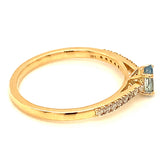 Anillo de aguamarina en oro amarillo 14Kt.