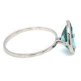 Anillo de aguamarina en oro blanco 14Kt.
