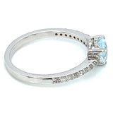 Anillo con aguamarina y diamantes en plata 925