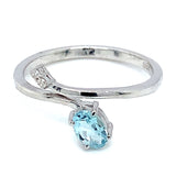 Anillo de aguamarina con diamante en plata 925