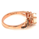 Anillo de ópalo con diamantes en oro rosado 14kt.