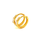 Huggies con circones en oro amarillo 10kt.