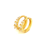 Huggies con circones en oro amarillo 10kt.