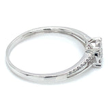 (MIA) Anillo con diamantes en oro blanco 18kt. D-0.19Cts.