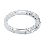 (LD) Banda con diamantes de laboratorio en oro blanco 14kt. D-0.45CTS.