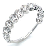 (LD) Banda con diamantes de laboratorio en oro blanco 14kt. D-1.40CTS.