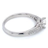 (LD) Anillo con diamantes de laboratorio en oro blanco 14kt. D-0.56CTS.