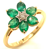Anillo de esmeralda con diamantes en oro amarillo 14kt. E-1.22CTS. D-0.05CTS.