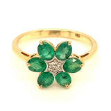 Anillo de esmeralda con diamantes en oro amarillo 14kt. E-1.22CTS. D-0.05CTS.