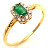 Anillo de esmeralda con diamantes en oro amarillo 14kt. E-0.23CTS. D-0.10CTS.