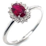 Anillo de rubí con diamantes en oro blanco 14kt. R-0.50CTS. D-0.12CTS.