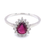 Anillo de rubí con diamantes en oro blanco 14kt. R-0.67CTS. D-0.18CTS.
