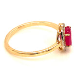Anillo de rubí con diamantes en oro amarillo 14kt. R-1.22CTS. D-0.08CTS.
