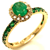 Anillo de esmeraldas y diamantes en oro amarillo 14kt. EM-1.29CTS. D-0.17CTS.