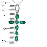 Collar de esmeraldas con diamantes en oro blanco 10kt. 45CM EM-0.75CTS. D-0.06CTS.