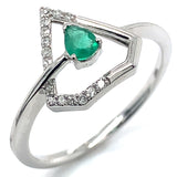 Anillo de esmeralda con diamantes en oro blanco 14kt. EM-0.13CTS. D-0.07CTS.