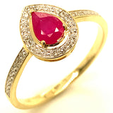 Anillo con rubí y diamantes en oro amarillo 10KT