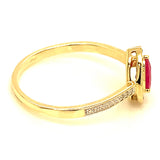 Anillo con rubí y diamantes en oro amarillo 10KT