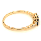 Anillo con zafiro y diamantes en oro amarillo 14KT