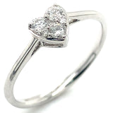 Anillo (corazón) con diamantes en oro blanco 14kt. D-0.18CTS.