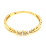 Anillo con circones en oro amarillo 10kt.