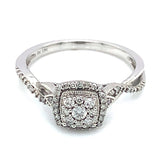 (SOFIA) Anillo con diamantes en oro blanco 10kt. D-0.22CTS.