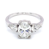 (LD) Anillo con diamantes de laboratorio en oro blanco 14kt. D-1.85CTS.