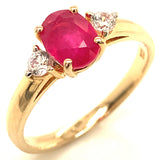 Anillo con rubí de laboratorio en plata 925 (baño en oro amarillo)