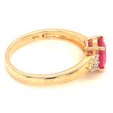 Anillo con rubí de laboratorio en plata 925 (baño en oro amarillo)
