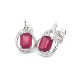 Aretes con rubí de laboratorio en plata 925
