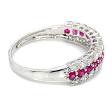Anillo con rubí y diamantes en oro blanco 18KT