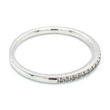 (SOFIA) Banda con diamantes en oro blanco 10kt. D-0.10CTS.