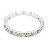 Anillo con peridoto y diamantes en oro blanco 10kt