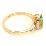 Anillo con peridoto y diamantes en oro amarillo 14kt