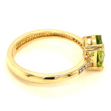 Anillo con peridoto y diamantes en oro amarillo 10kt