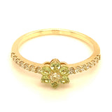 Anillo con peridoto y diamantes en oro amarillo 10kt