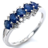 Anillo con zafiro y diamantes en oro blanco 14KT