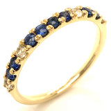 Anillo con zafiros blancos y azules en oro amarillo 14KT