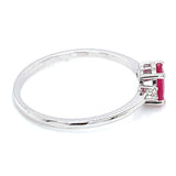 Anillo con rubí y diamantes en oro blanco 14KT
