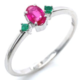 Anillo con rubí y esmeralda en oro blanco 14KT