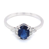 Anillo con zafiro y diamantes en oro blanco 14KT